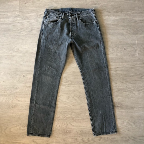 Grey Vintage Levi 501’s - Picture 2 of 5